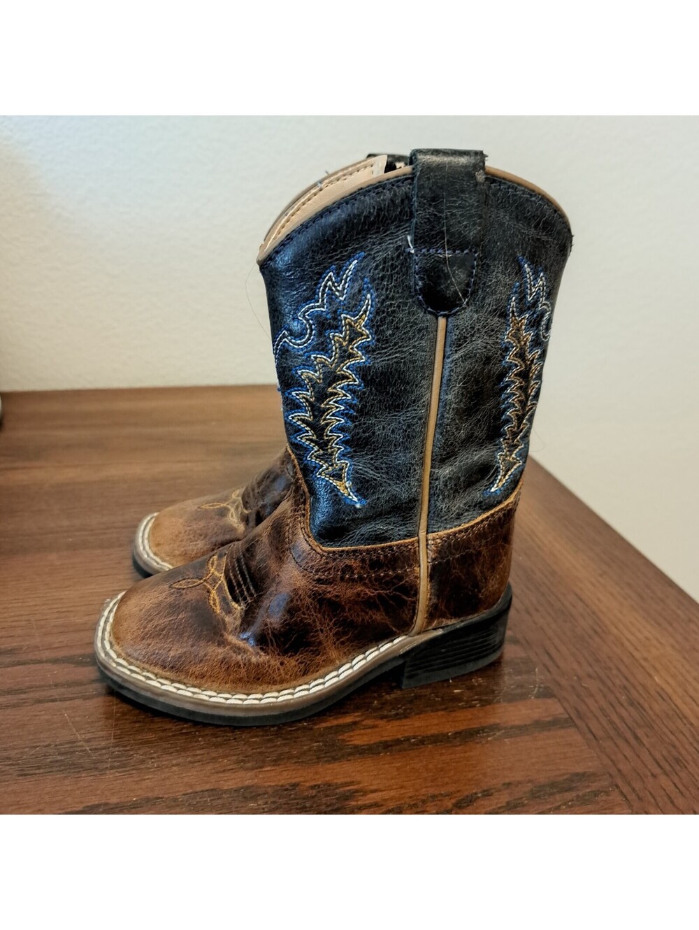 Old West Kids Brown and Black Leather Cowboy Boots Size 6 inside zipper Western